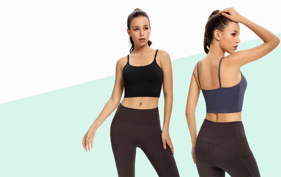 What clothes can be worn for yoga